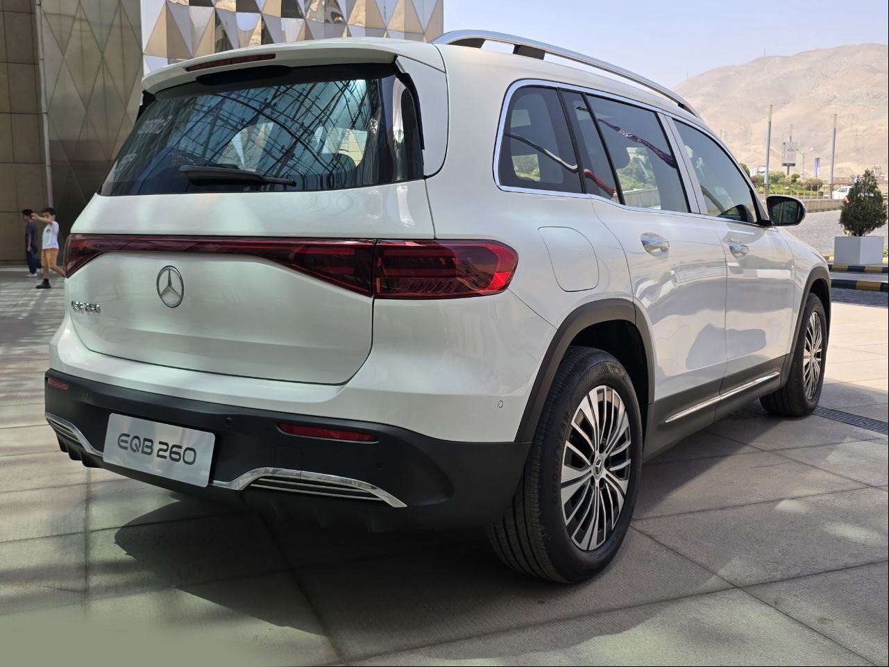 بنز EQB 260