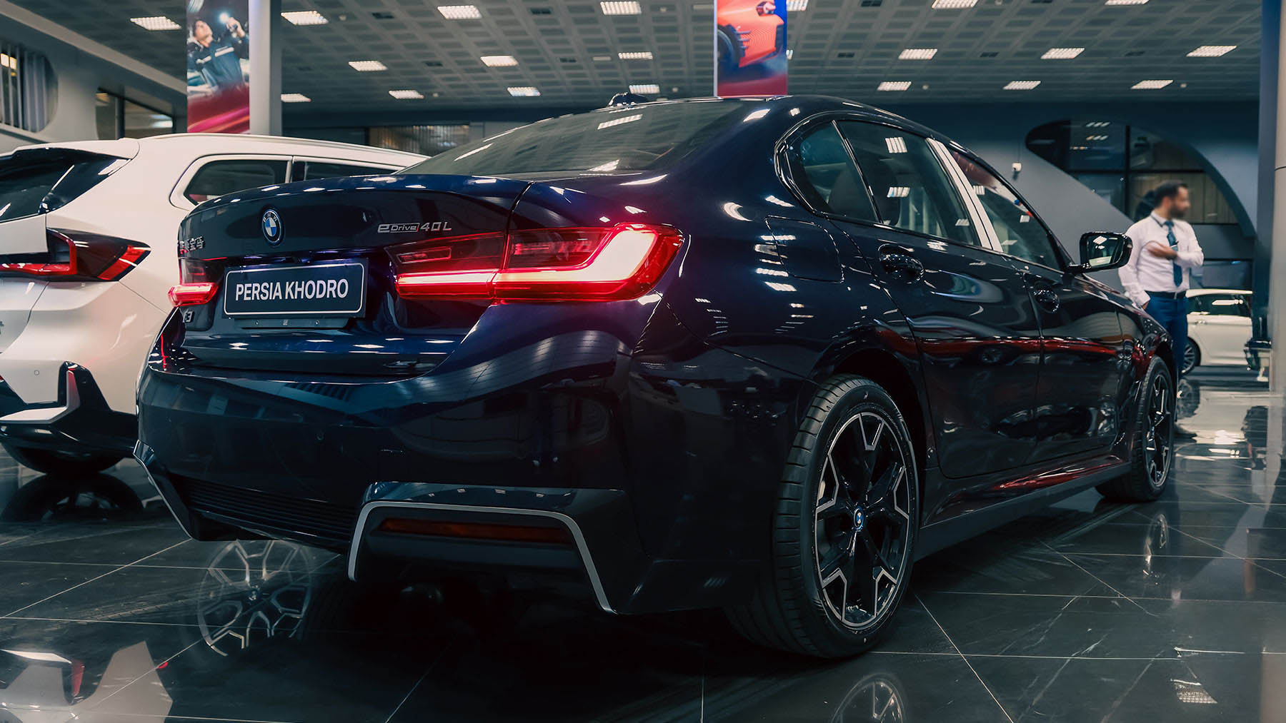 بی ام‌ و i3 eDrive برقی