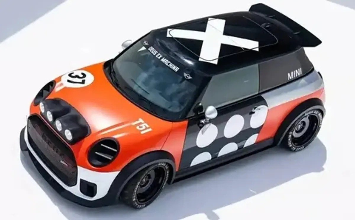 مینی JCW Machina