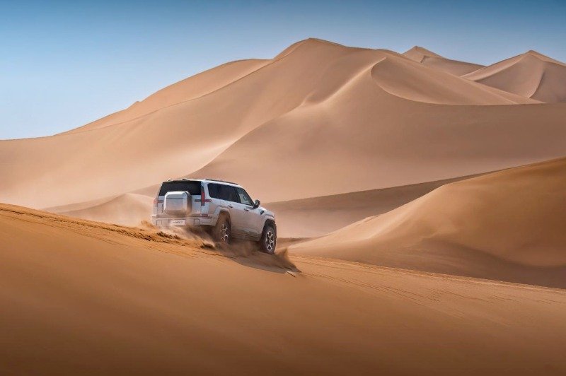 دانگ فنگ M-Hero M817 Max پلاس