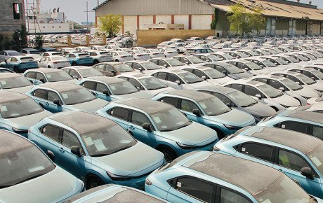 سردرگمی واردکنندگان: ابلاغیه‌ های مکرر و سرنوشت نامعلوم خودروهای ترخیصی