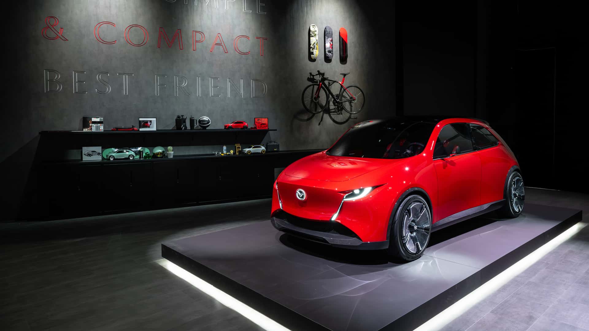 مزدا ویژن کراس کامپکت