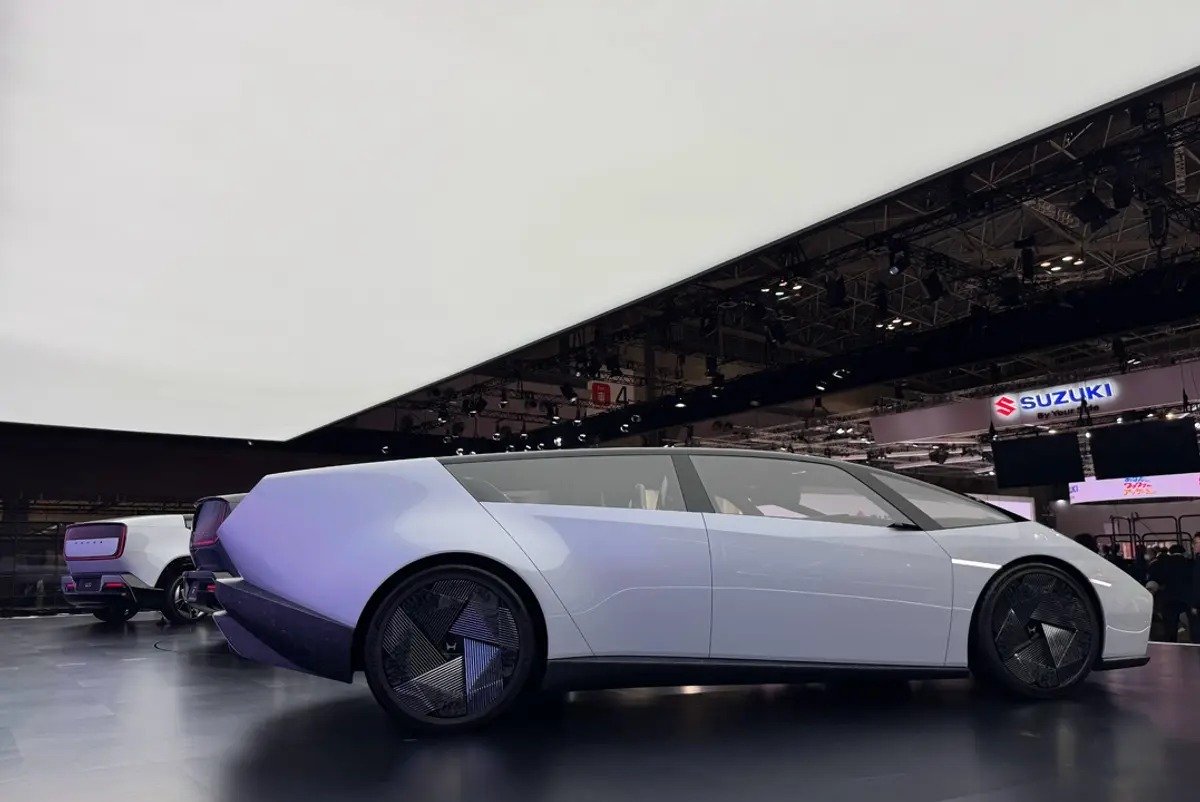 کانسپت هوندا 0 SALOON