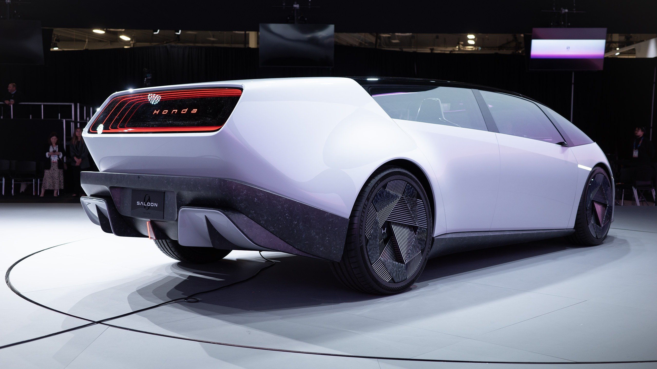 کانسپت هوندا 0 SALOON