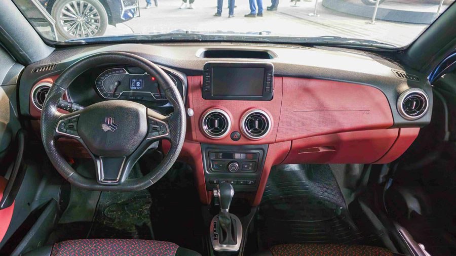 نمای داخل اطلس پلاس اتوماتیک