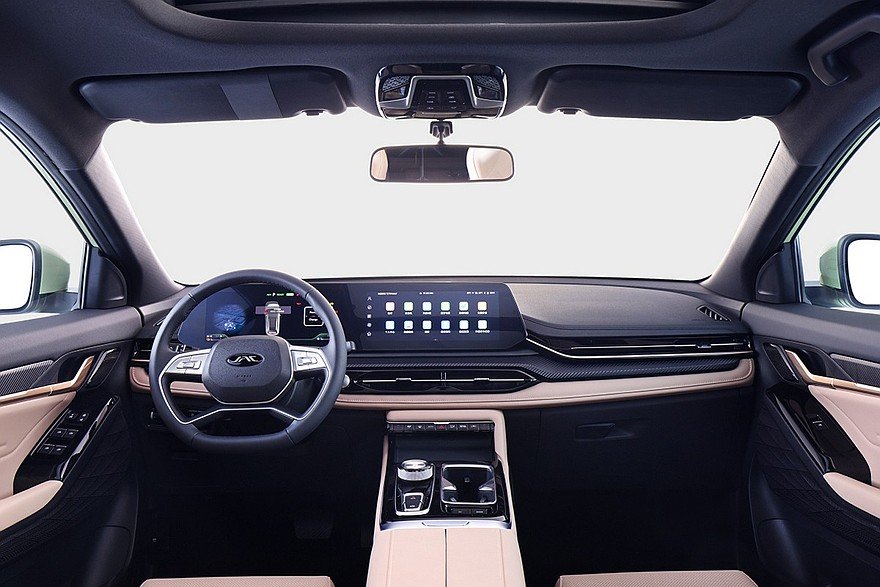 کی ام سی SR6 پلاگین هیبرید