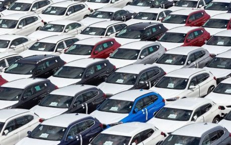 افزایش چشمگیر واردات خودرو در نیمه اول سال ۱۴۰۴