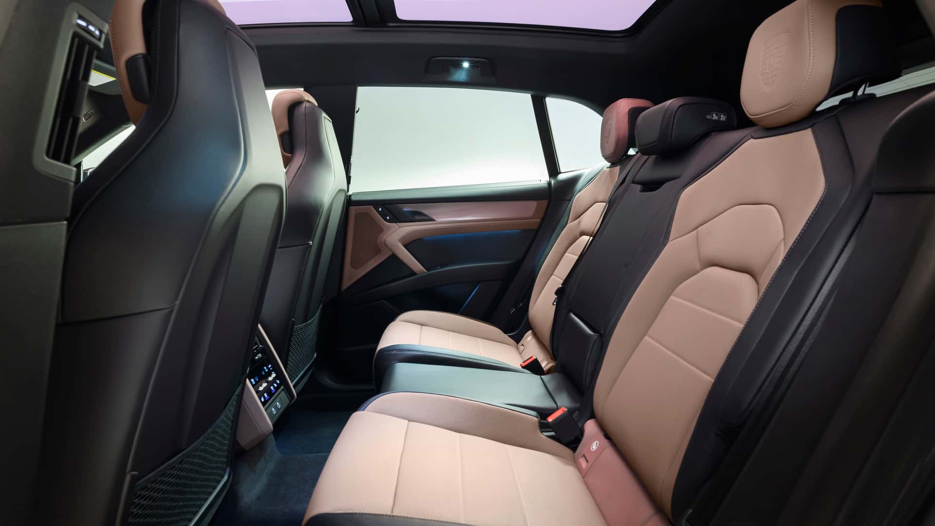 پورشه کاین برقی 2026