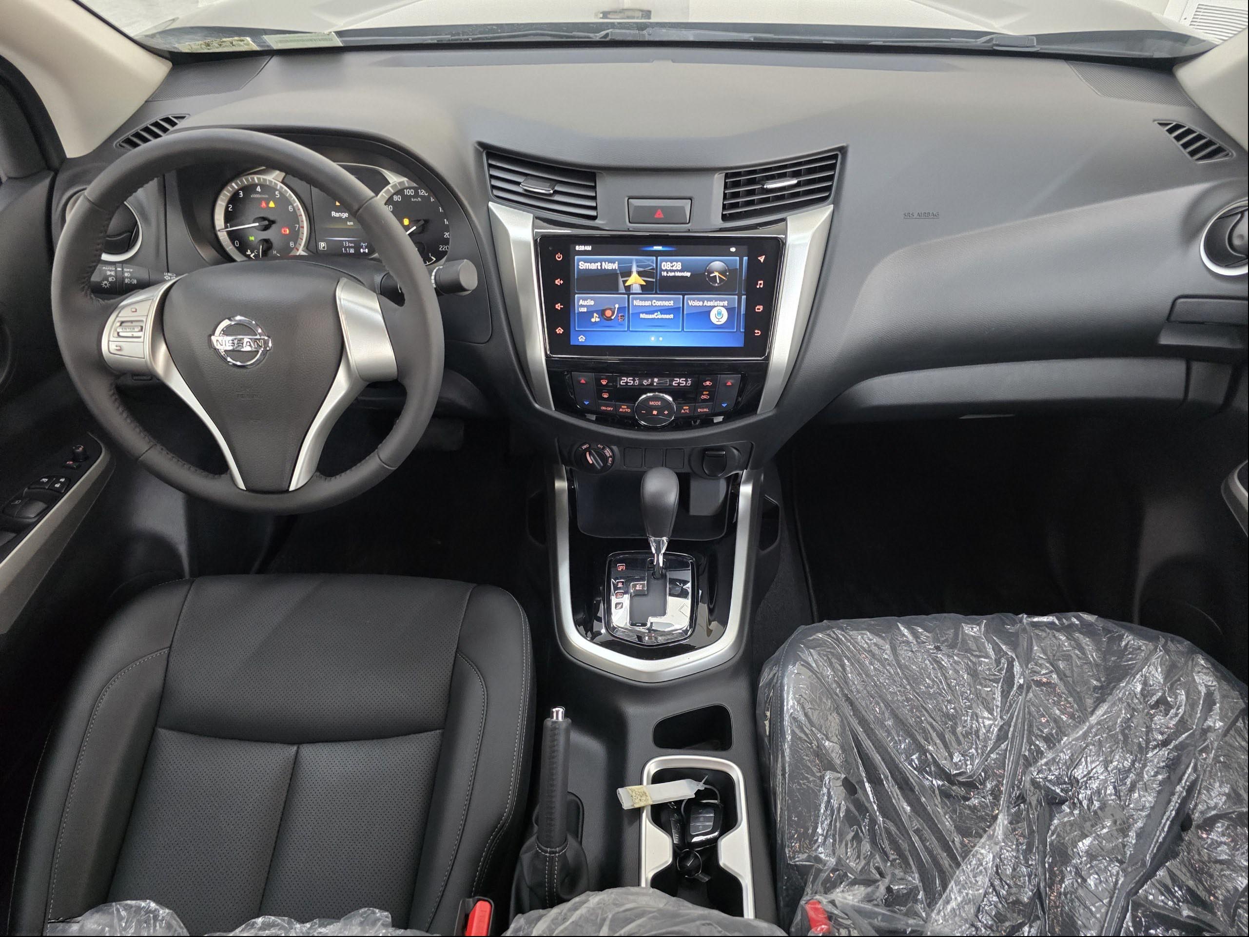 نیسان ناوارا