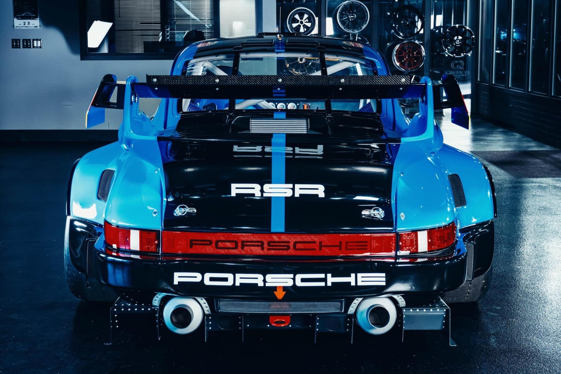 پورشه 911 1977 تیونینگ‌ شده