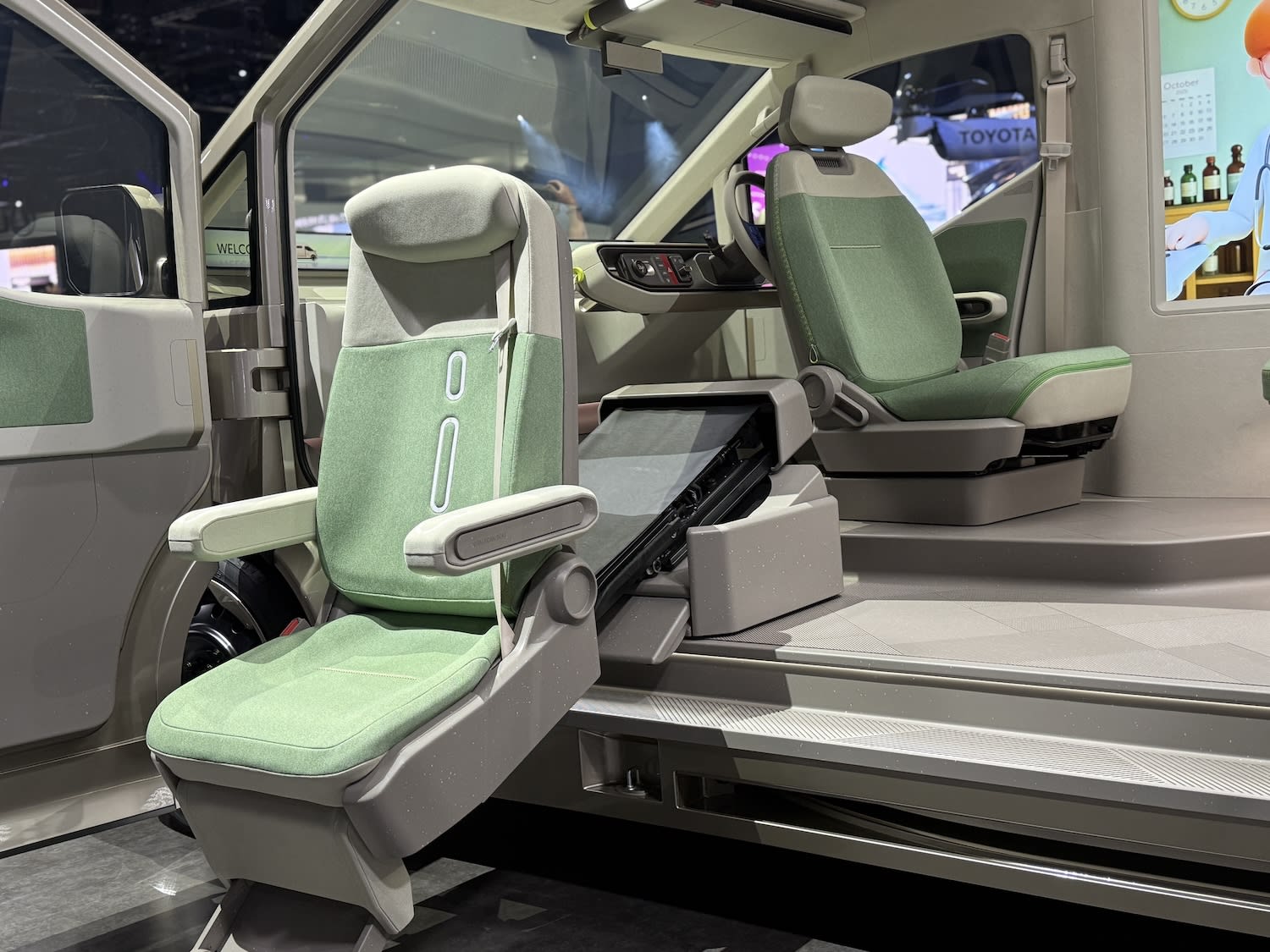 کانسپت تویوتا هایس