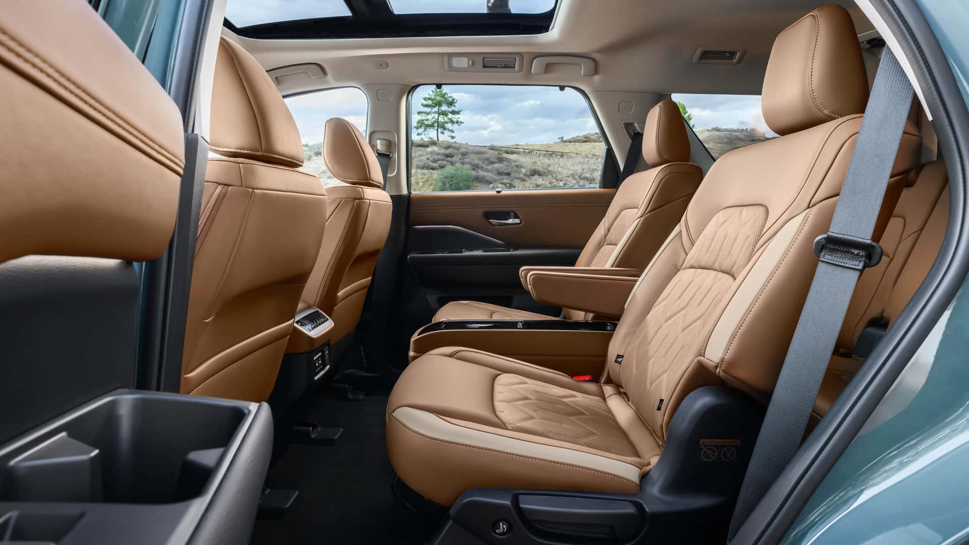 نیسان پت فایندر 2026