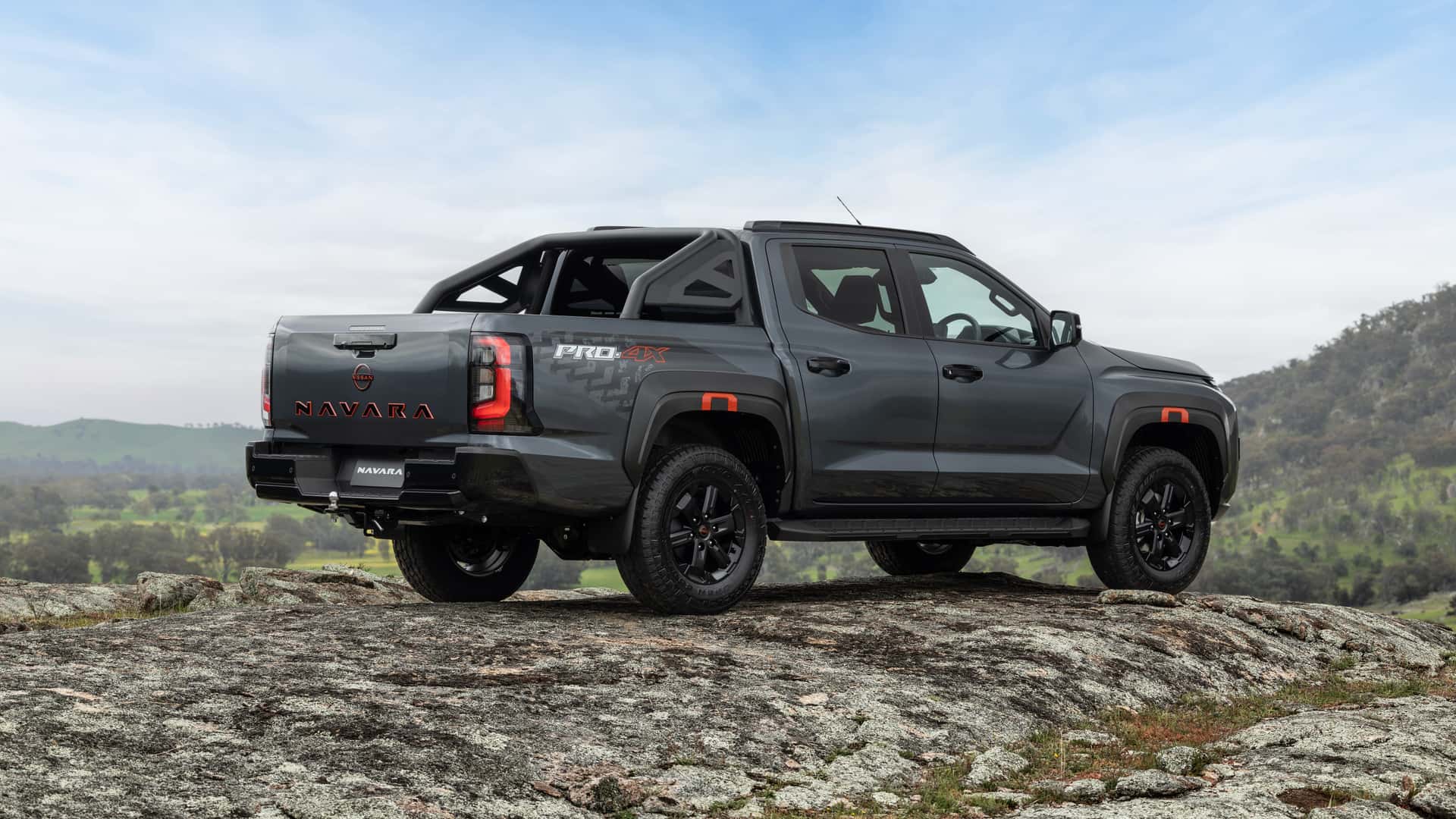 نیسان ناوارا جدید