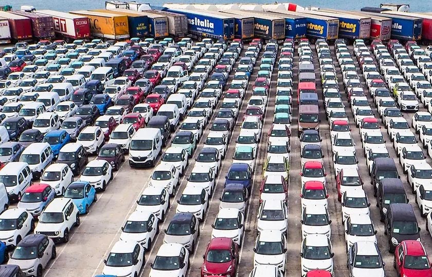 درخواست سقف ارزی مستقل برای خودروهای بنزینی