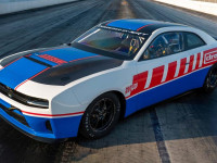 دوج چارجر ۲۰۲۵ هاستل استاف درگ پک