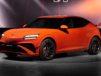 جنسیس GV60 ماگما