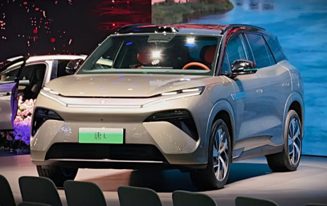 بی وای دی تانگ L