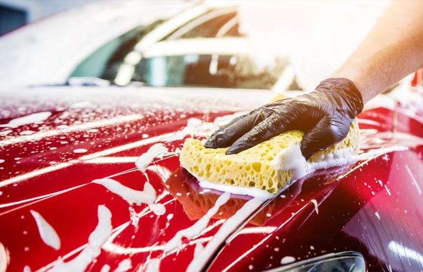 10 اشتباه رایج در شستشو و نگهداری خودرو که باعث افت قیمت ماشین می شود