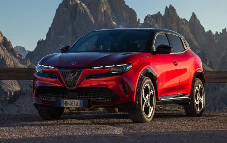 آلفارومئو جونیور اسپرت اسپشیاله