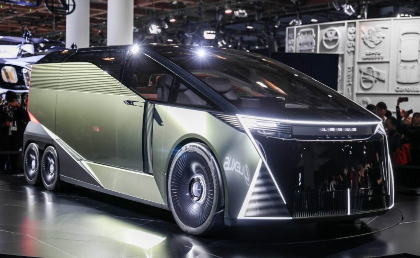 لکسوس LS کانسپت