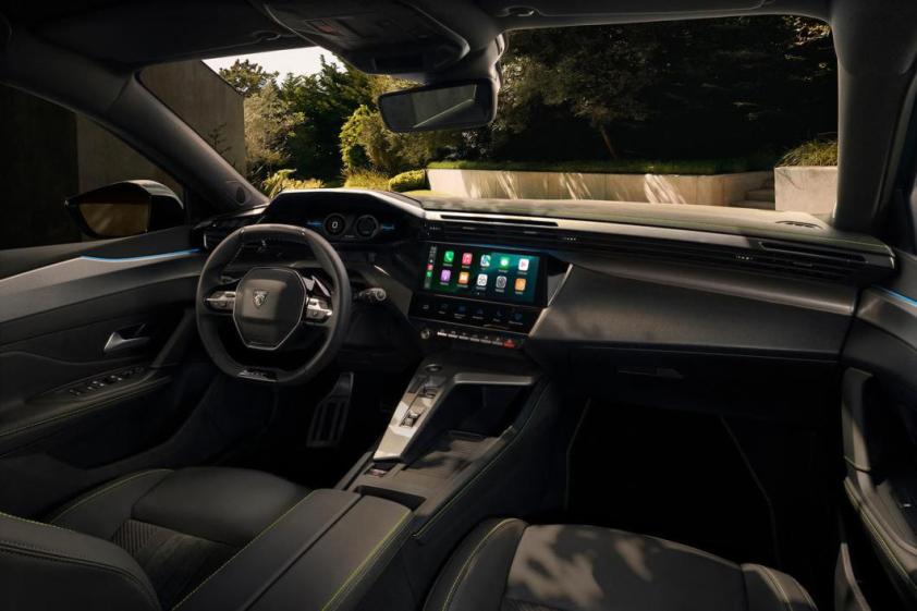 پژو 308 و e-308 برقی 2026