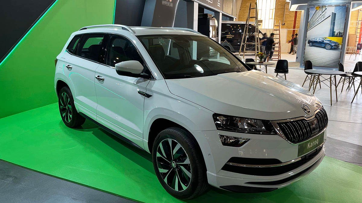 نمای جلو اشکودا کاروک