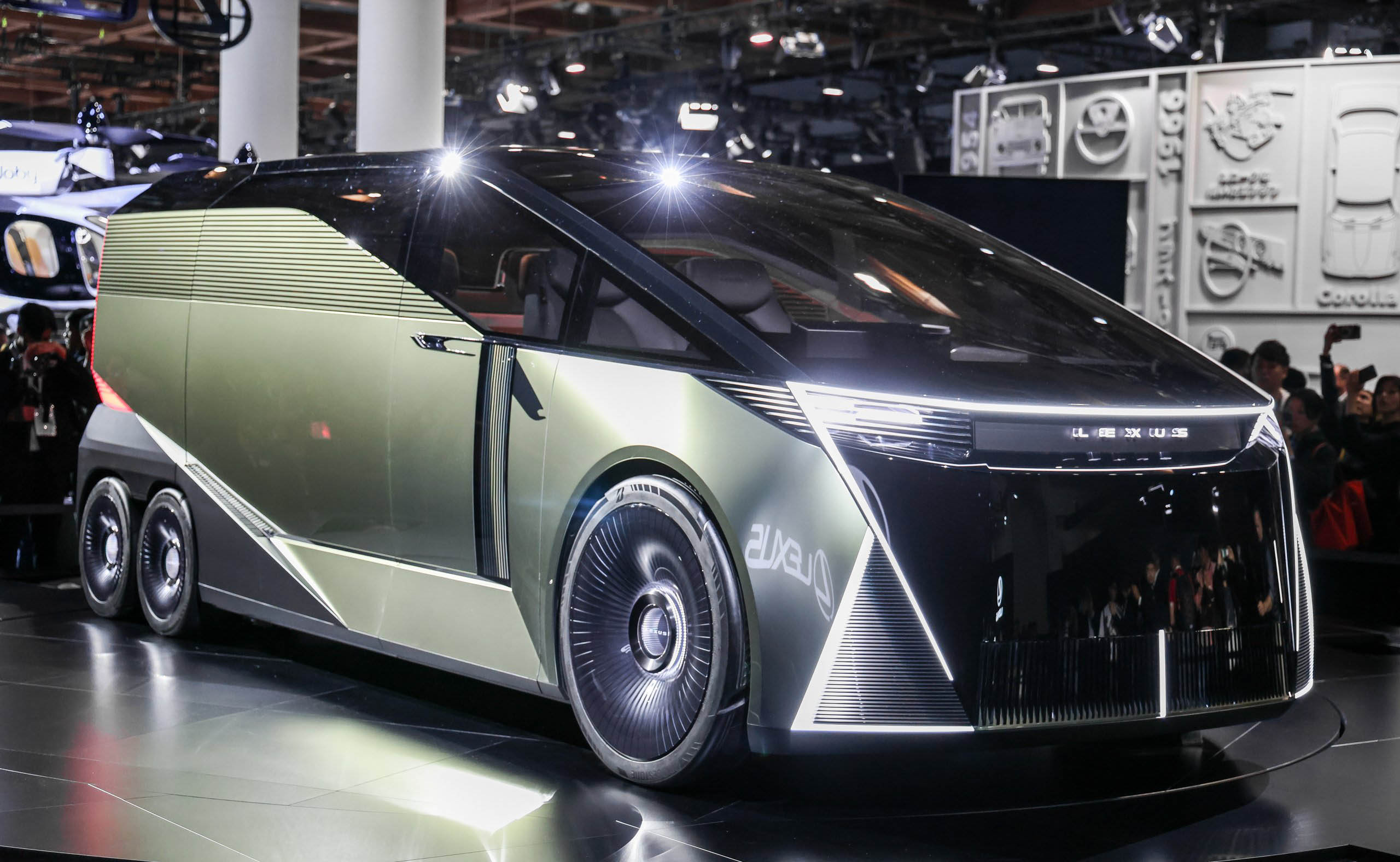 لکسوس LS کانسپت