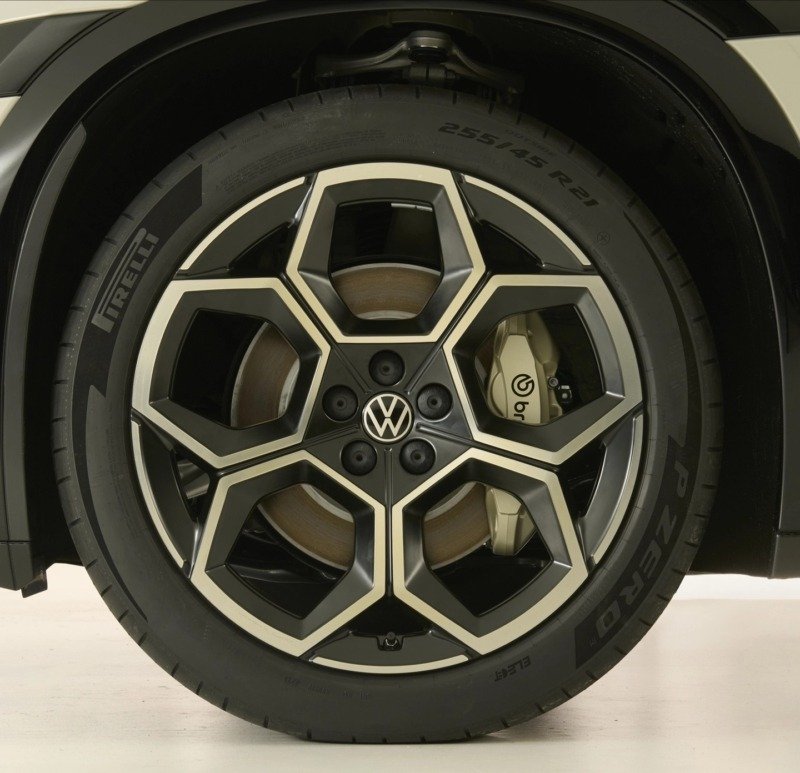 فولکس‌ واگن ID. UNYX 08