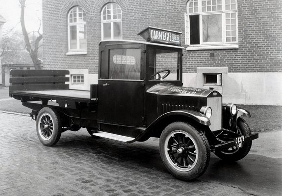 کامیون ولوو، سری LV 1