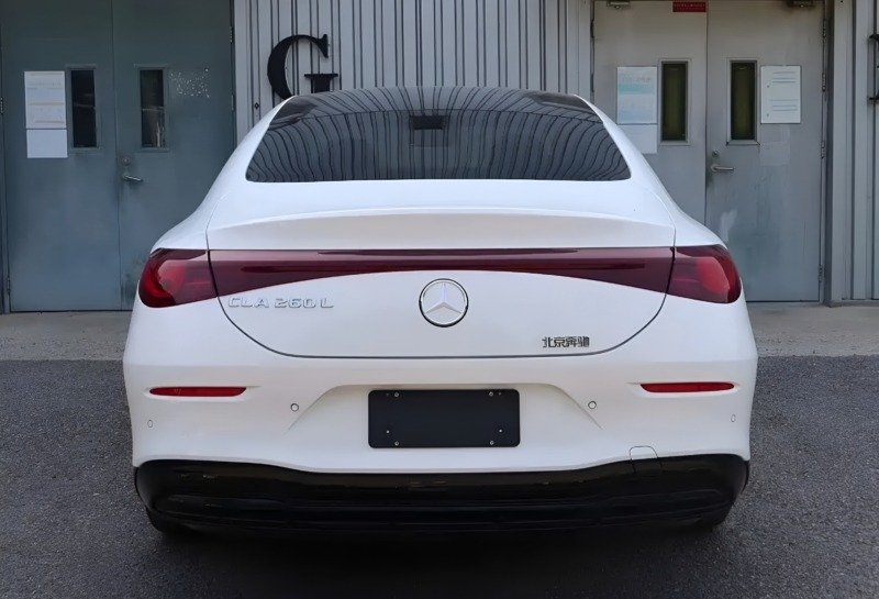 مرسدس بنز CLA 260 L برقی