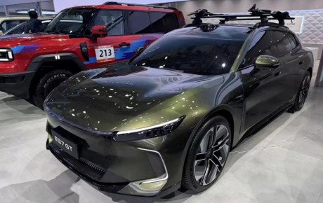 رونمایی اکسید اکسلانتیکس ES7 GT