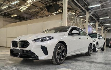 بی ام و ۲۲۵L M اسپرت ۲۰۲۵ در ایران