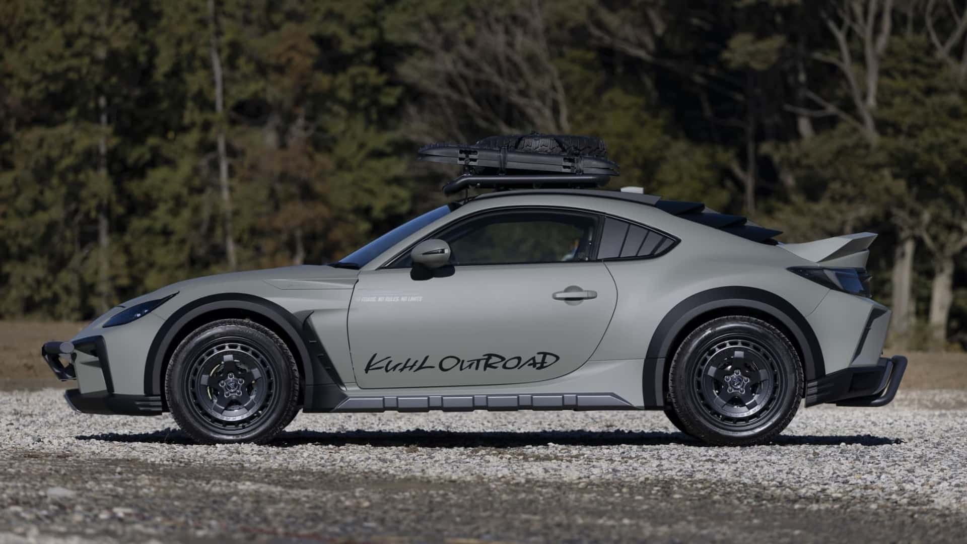 تویوتا GR86 آفرودی