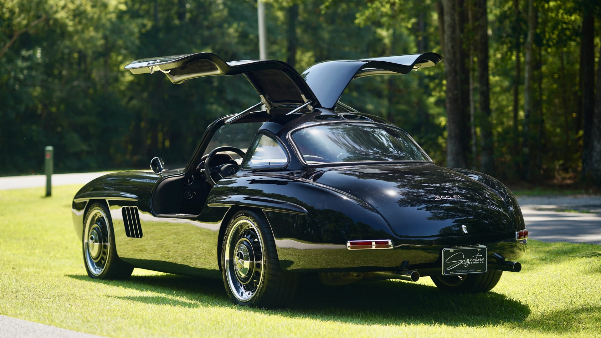 مرسدس بنز 355 SL