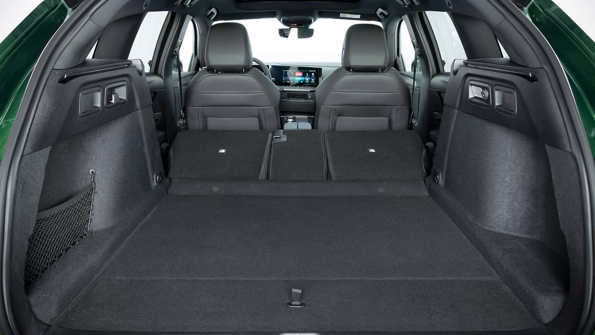 اپل آسترا 2026