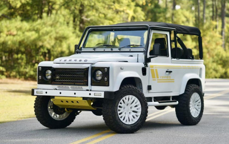 لندرور دیفندر Oc90 سفارشی؛ آفرودر لوکس با قلب کوروت