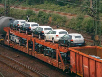 واردات خودرو با قطار