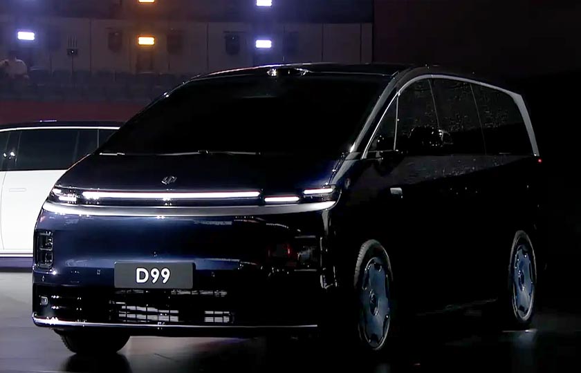 رونمایی لیپ‌ موتور D99