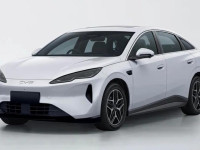 بی وای دی سیل ۰۶ EV