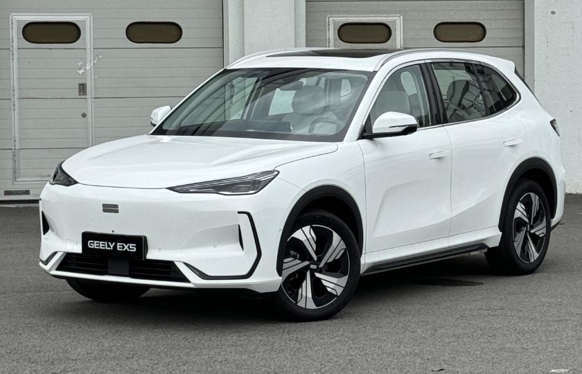 معرفی جیلی EX5 و فرمان‌ پذیری 90 درجه چرخ‌ها