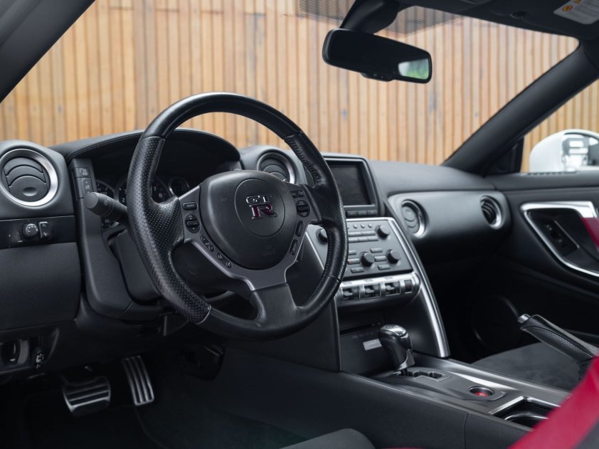 نیسان GT-R آفرودی