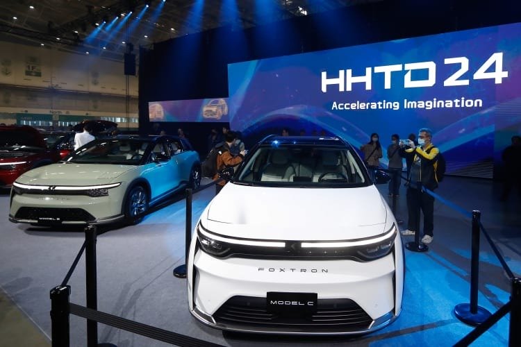 فاکسکان Bria EV