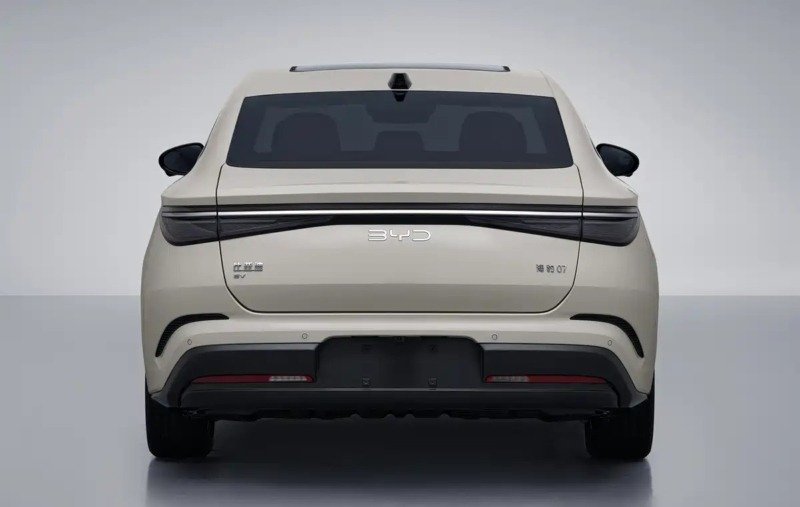 بی وای دی سیل 07 EV جدید