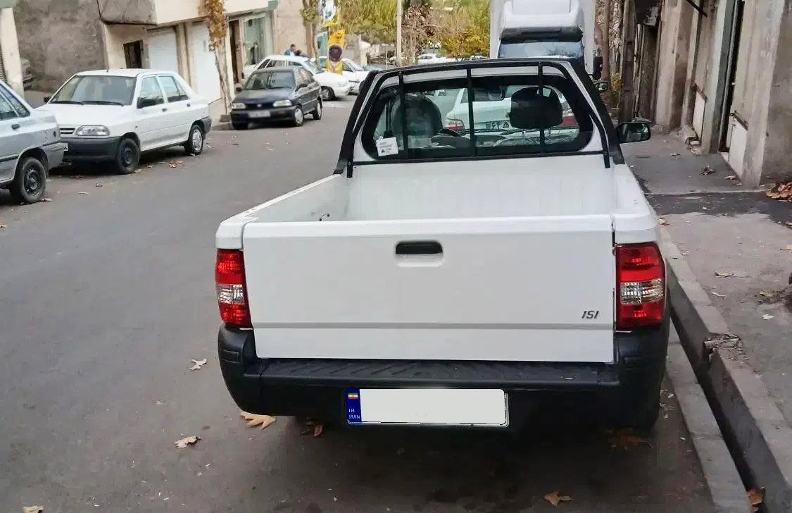 نمای عقب پراید 151 GX