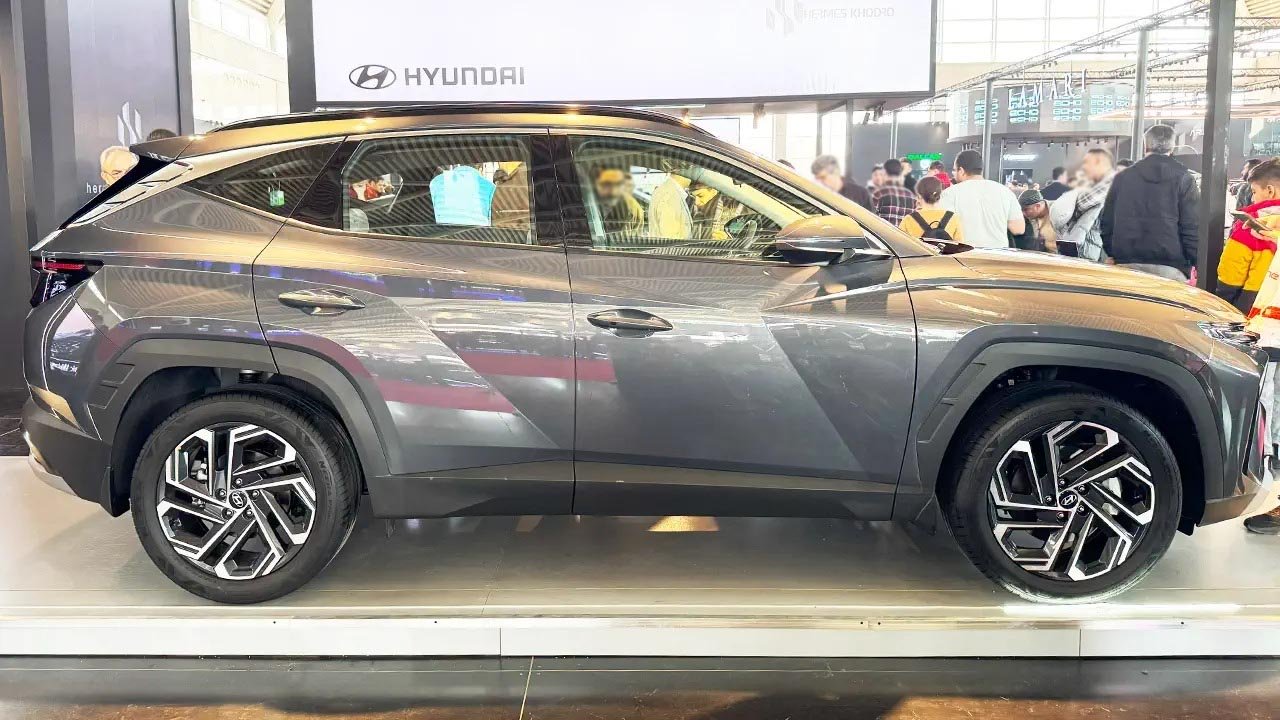 نمای جانبی هیوندای توسان 2025