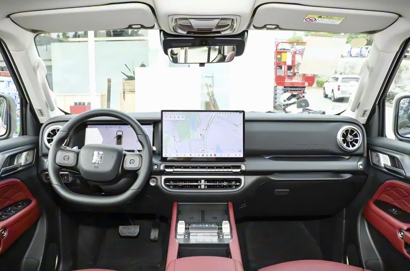 تانک 300 Hi4-T مدل 2026