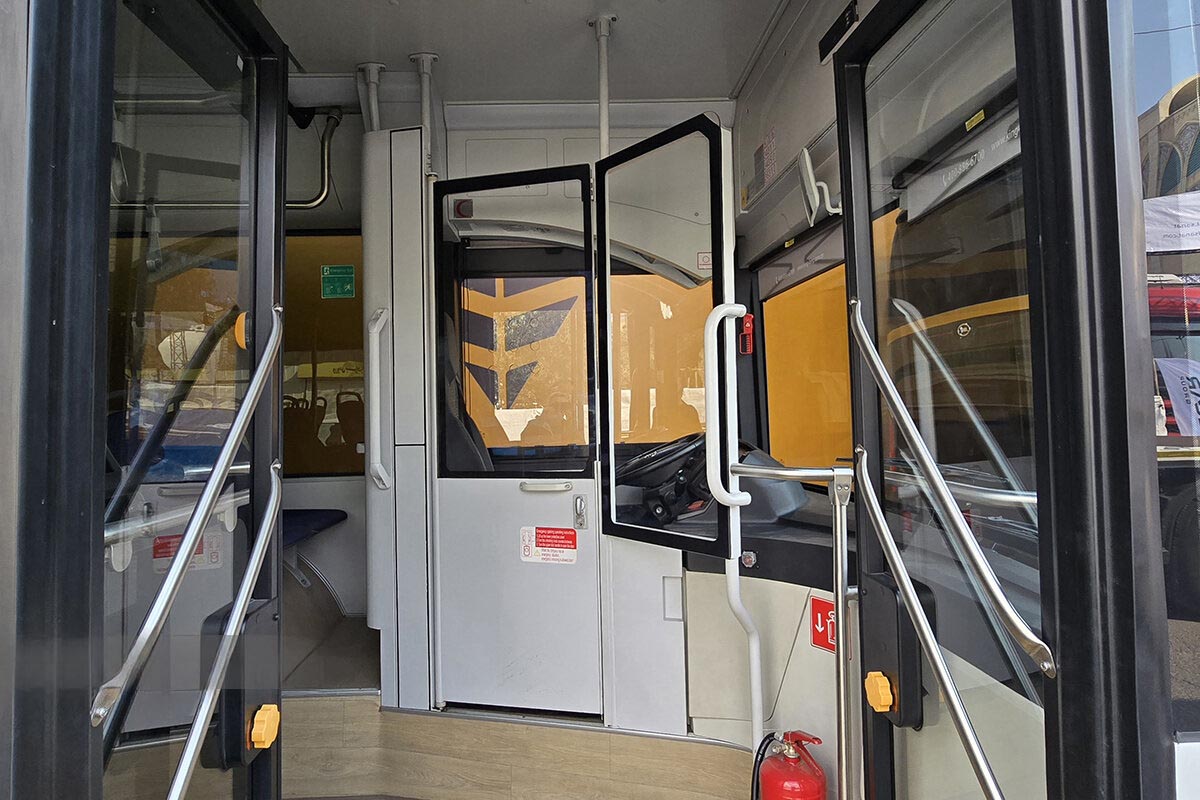 اتوبوس شهری برقی سیتی 12