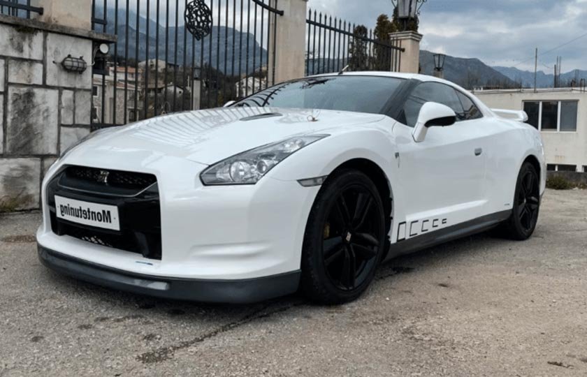 نسخه 9 هزار دلاری نیسان GT-R