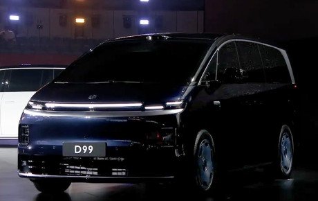 رونمایی لیپ‌ موتور D99