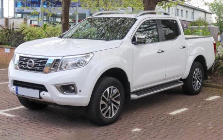 نیسان ناوارا